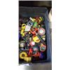 Image 3 : LARGE TOTE FULL OF TAPE MEASURES, SOME NEW