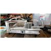 Image 1 : COMMERCIAL ONION SLICER