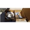 Image 1 : 2 TRAYS OF SERVING PLATES INCLUDING PORT MERION WITH COLLECTIBLES