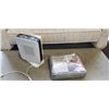 Image 1 : WEIGHTED BLANKET AND PERSONAL HEATER