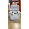 Image 1 : GOLDEN POWER LIFT AND RECLINE CHAIR