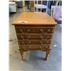 Image 1 : SET OF FOUR TV TRAYS DISGUISED AS SMALL NIGHTSTAND