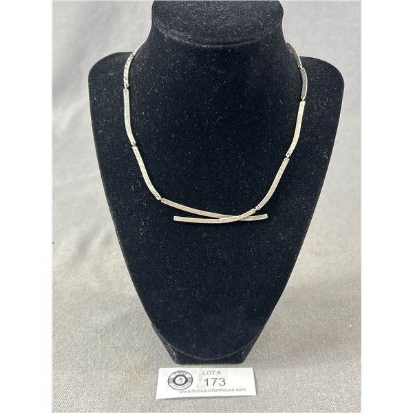 Lovely Solid 925 Sterling Silver Necklace