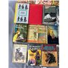 Image 2 : Lot Of Interesting Vintage Books