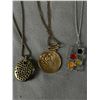 Image 3 : Lot Of 3 Colourful 2" Pendant On Chain Necklace