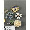 Image 2 : Nice Assortment Of 7 Dressy Brooches