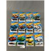 Image 1 : Nice Assortment Of 12 Hot Wheels Die-cast Collectible Cars In Original Packages