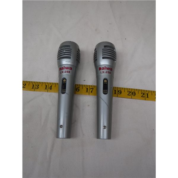 2 Iaiwa LX 258 Microphones