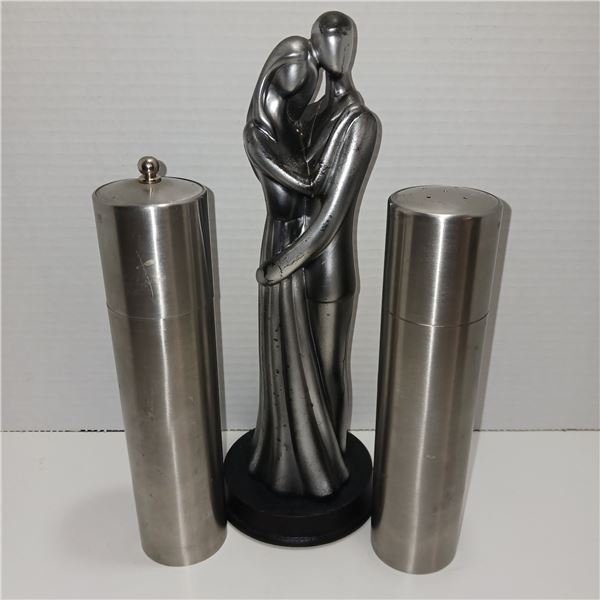 Decor Statue & Stainless Steel Salt / Pepper