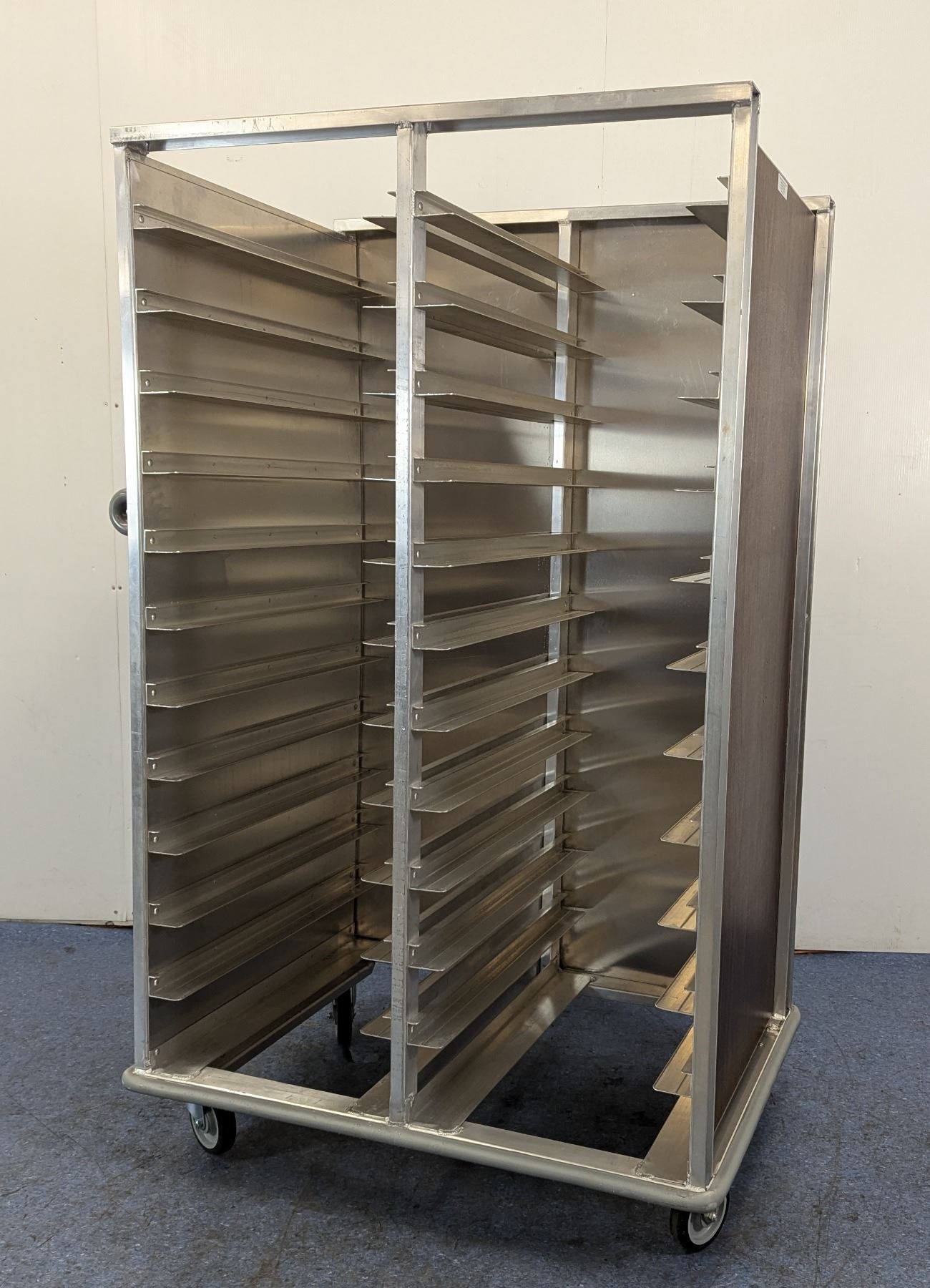 Sammons Equipment Heavy-Duty Mobile Full-Pan Service Rack |D Rack-1