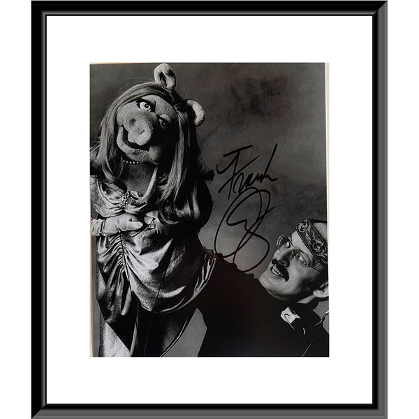 The Muppets Miss Piggy Frank Oz signed photo. GFA Authenticated