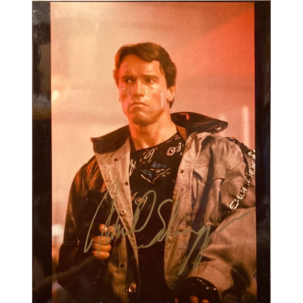 Arnold Schwarzenegger signed  "The Terminator" movie photo