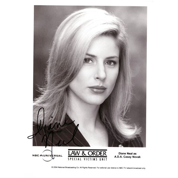 Law & Order: Special Victims Unit Diane Neal signed photo