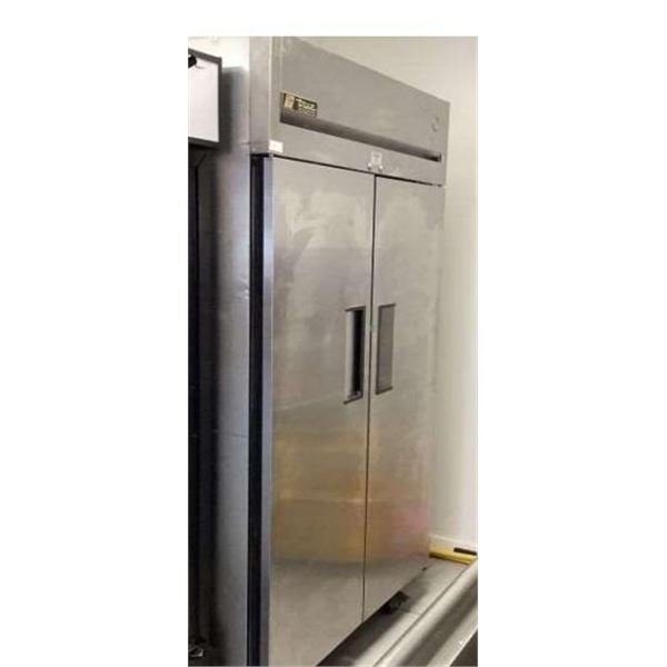 Réfrigérateur vertical en acier inoxydable