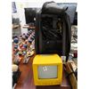 Image 1 : Underwater Camera w/Camera Case