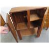 Image 3 : Tiger Oak Small Footed Cabinet