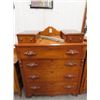 Image 1 : Maple 4 Drawer Dresser