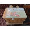 Image 1 : Bear and Goose Motif Picnic Basket