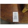 Image 2 : Mahogany Small Oval Side Table