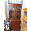 Image 1 : Mahogany Cabinet w/Glass Door Upper