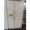 Image 1 : Kenmore Almond Side By Side Ref/Freezer w/Ice Maker