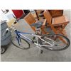 Image 1 : Trek Mountain Bike - Blue