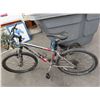 Image 1 : Trek Mountain Bike - Silver