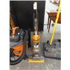 Image 1 : Dyson Vacuum