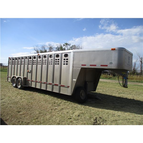 2005 Wilson Ranch Hand 24' Gooseneck Aluminium Cattle Trailer, (2) Dividers, 2 Way End Gate.   VIN#1