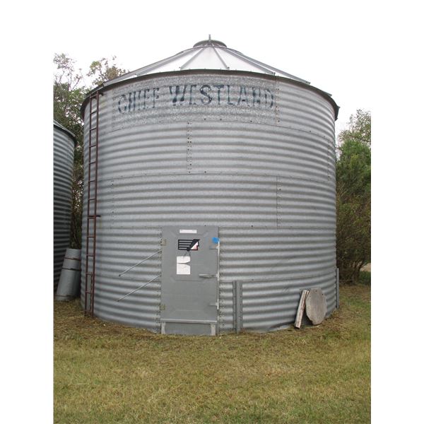 Chief Westland 3500 Bushel Flat Bottom Grain Bin w/Aeration Tubes