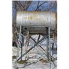 Image 4 : 500 Gallon Gas Tank With Stand