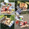 Image 7 : Lot of 1 Wicker Picnic Basket Set for 4 w/ Mini Folding Wine Picnic Table, Cooler Bag, Cutlery - NEW