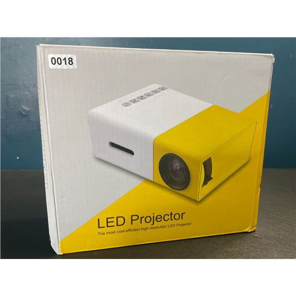 Lot of 1 Mini LED Projector - Brand New