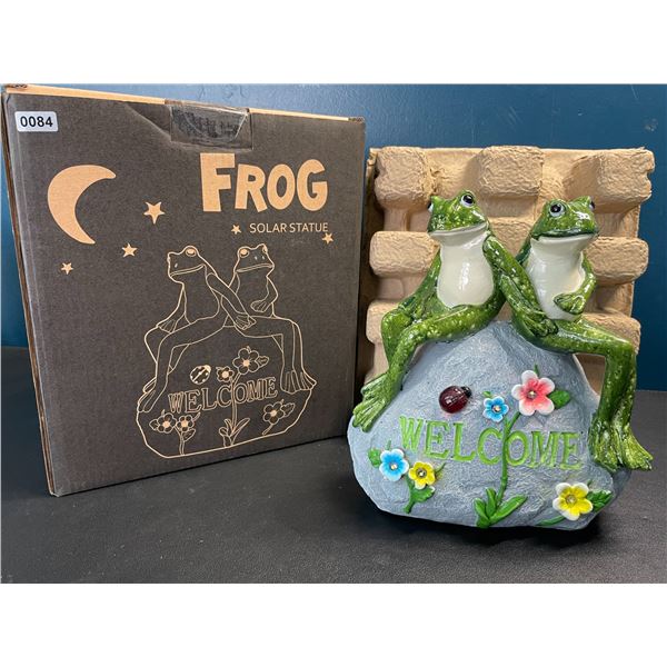 Lot of 1 Frog Solar Statue - Perfect for Lawns, Gardens, Pathways - 8 inch - Brand New