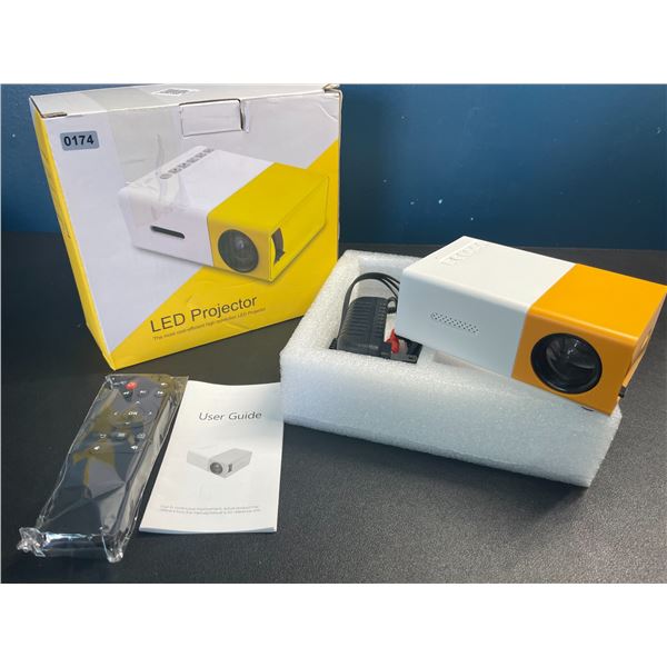 Lot of 1 Mini LED Projector - Brand New