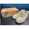 Image 1 : Lot of 1 Pair of STQ Beige Women's Sneakers - Size 9 - New In Box w/ Tags