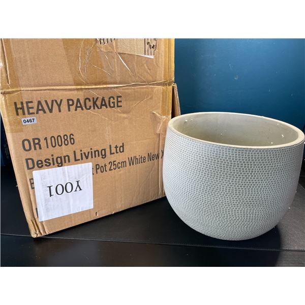 Lot of 1 Heavy Duty Barcelona Planter Pot - Brand New