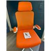 Image 2 : Lot of 1 Bright Orange Ergonomic Swivel Office Chair - Brand New