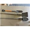 Image 1 : Lot of 3 Assorted Lawn Shovels - Used