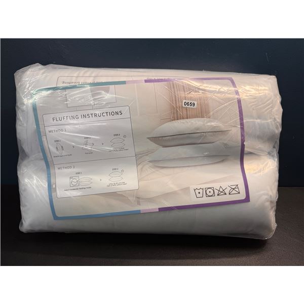Lot of 1 Double Pack of White Queen Size Pillows - New