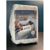 Image 2 : Lot of 1 Pharmedoc Crescent Pillow/Body Pillow - White - Brand New Sealed!