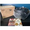 Image 2 : Lot of 1 Overmont 9QT Cast Iron Dutch Oven with Lid - Brand New!