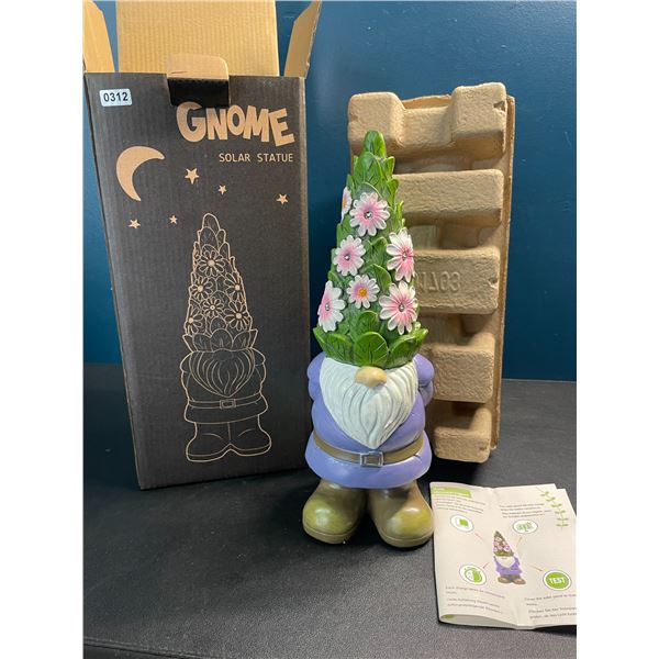 Lot of 1 Solar Gnome Statue - 11 inch - Brand New