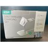 Image 2 : Lot of 1 ESR 3-in-1 Wireless Charging Set - New