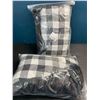Image 2 : Lot of 2 Christmas Tree Skirts - Buffalo Plaid Christmas Tree Skirts - 48 inch Size - New