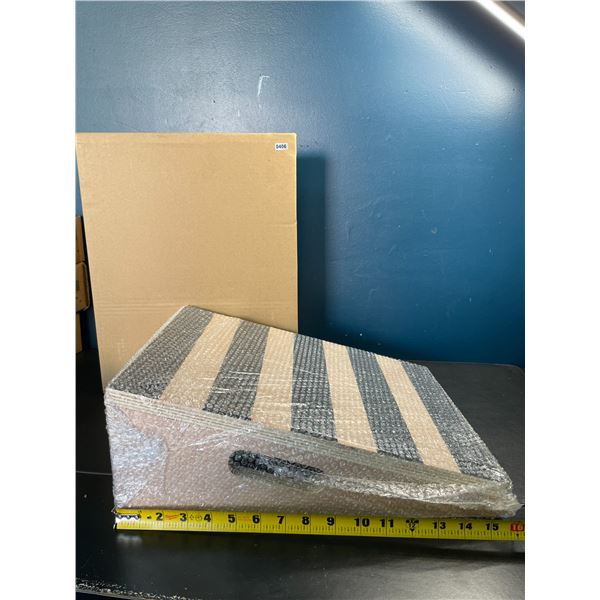 Lot of 1 Professional Wooden Slant Board for Calf Stretching/Workouts - 16inch - Brand New!