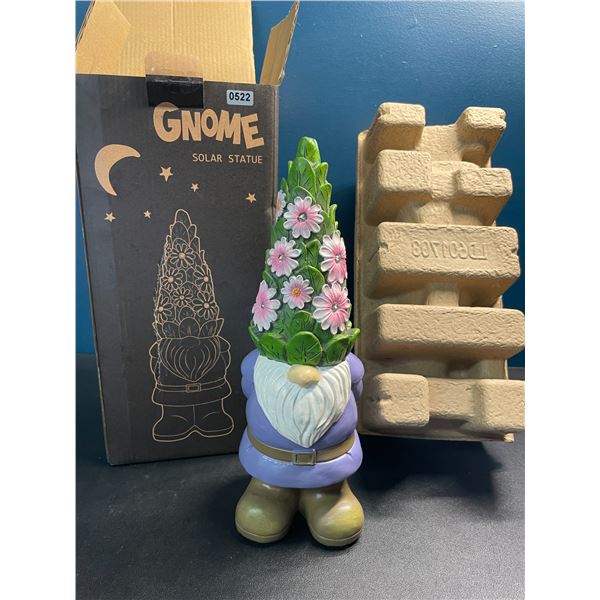 Lot of 1 Solar Gnome Statue - 11 inch - Brand New