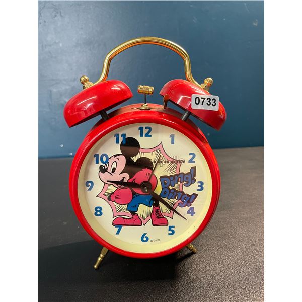 Lot of 1 Vintage Mickey Mouse Clock - Used
