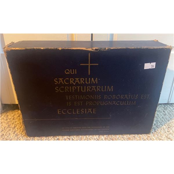 Vintage Family Holy Bible 14x9