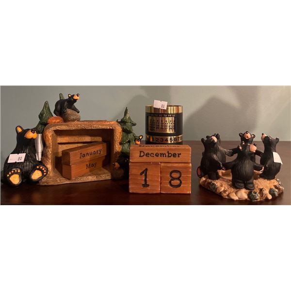 Adorable Interchangable Desktop Calender